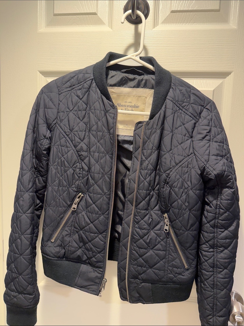 Abercrombie & Fitch Quilted Jacket - Navy XS